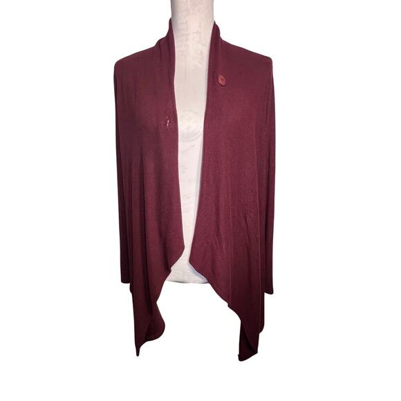 Bobeau Luxuriously Soft Charcoal Gray Asymmetrical Wrap Cardigan - Picture 3 of 9